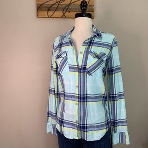 American Eagle Aqua/ Blue Plaid Long Sleeve Flannel Button-Down Shirt